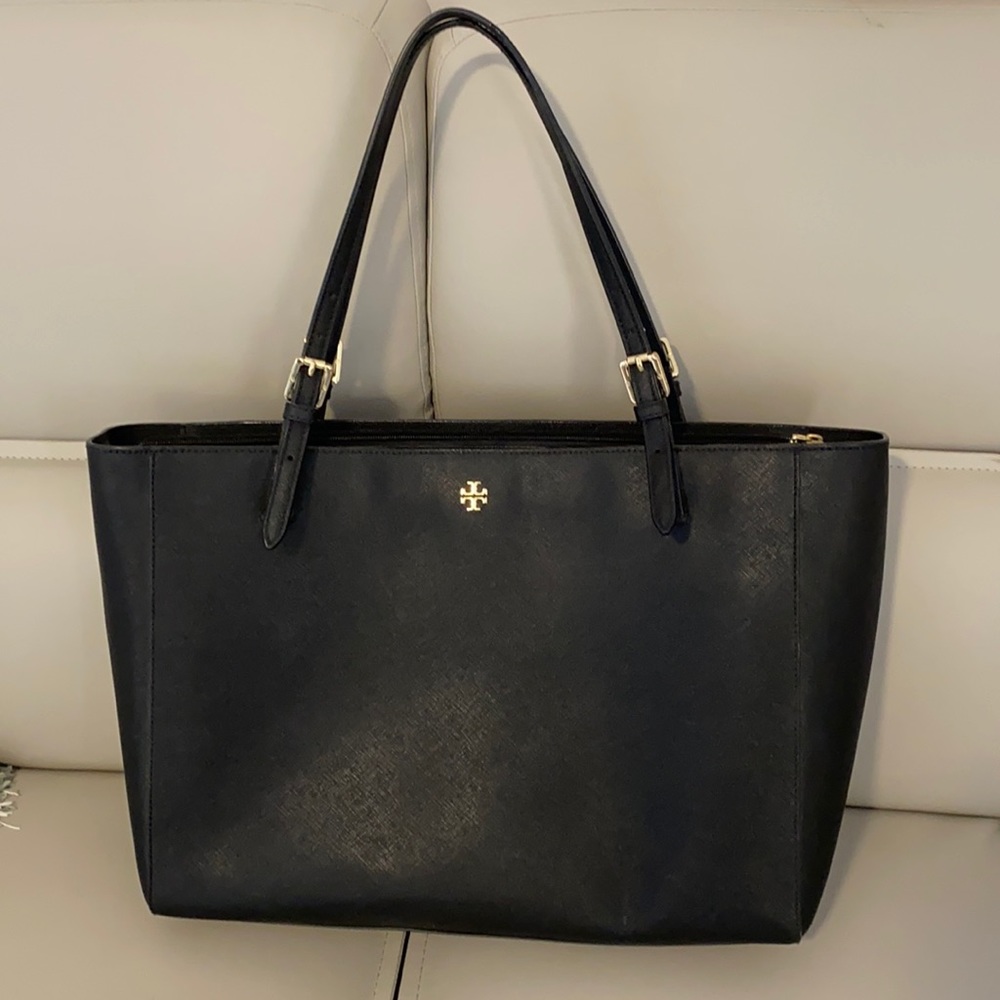 Black tory burch tote bag